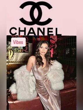 TREND NEW ! ZARA VIRAL SHORT FAUX FUR COAT 
🚨FIRM PRICE NO DISCOUNT ON THIS COAT